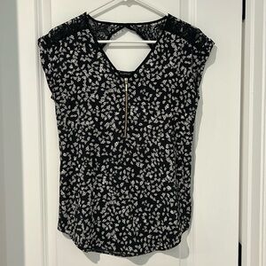 Express navy blue and white silky blouse with lace detail on shoulder and zipper